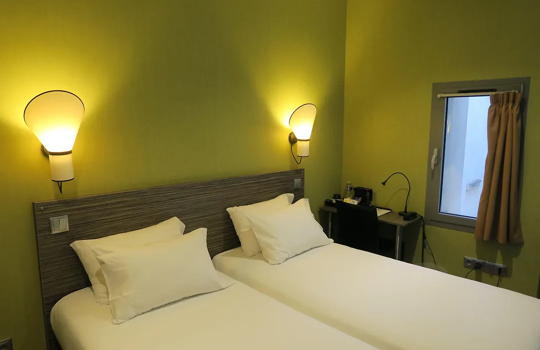 Republik Hotel-1
