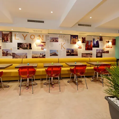 Republik Hotel-2